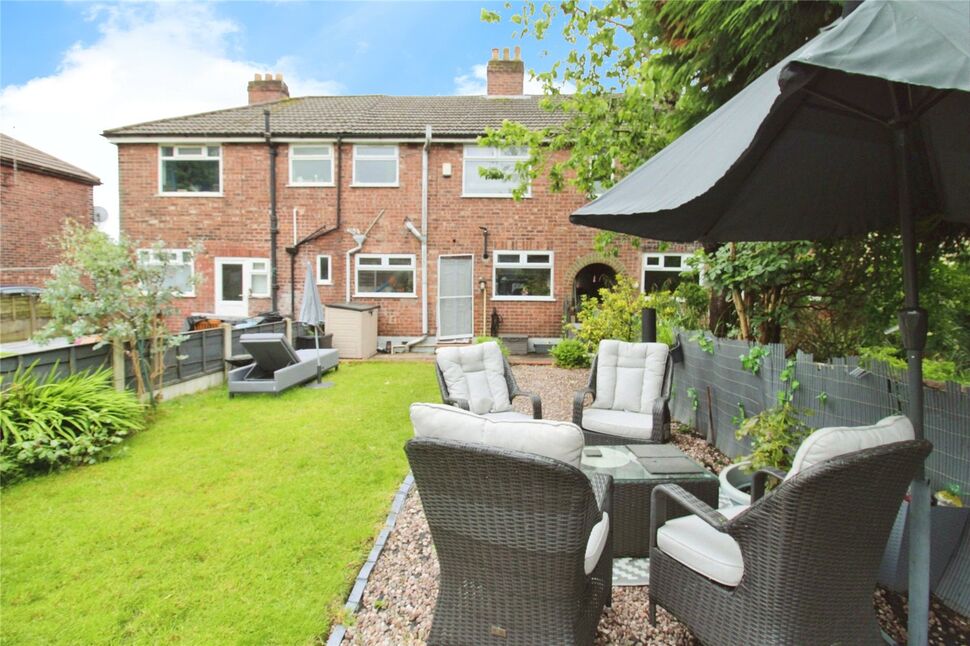 3 bedroom Mid Terrace House for sale, Cromwell Road, Swinton, M27 £