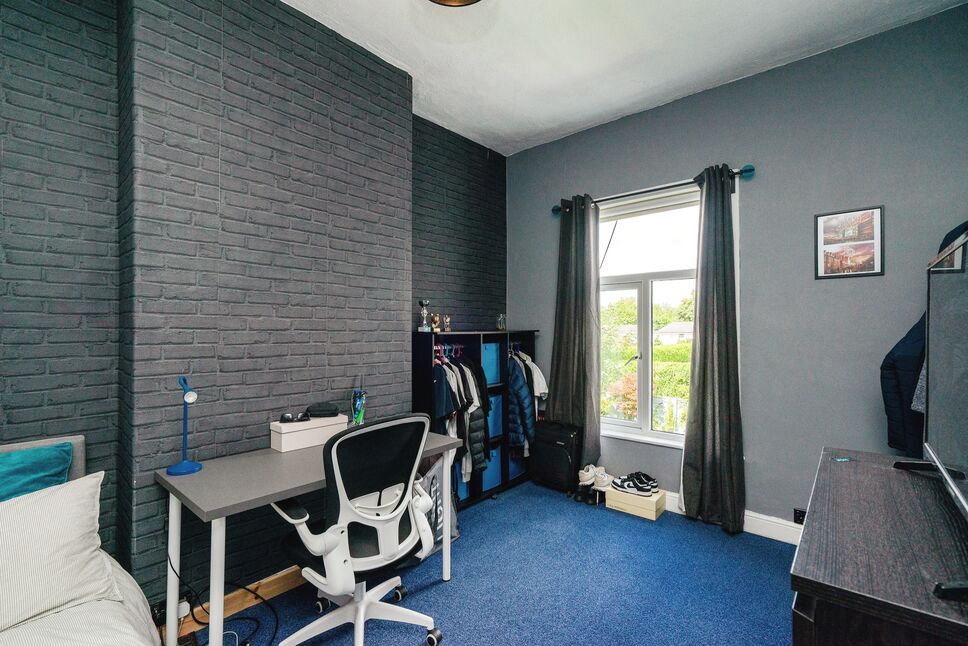 3 bedroom Mid Terrace House for sale, Hazelhurst Road, Worsley, M28 £