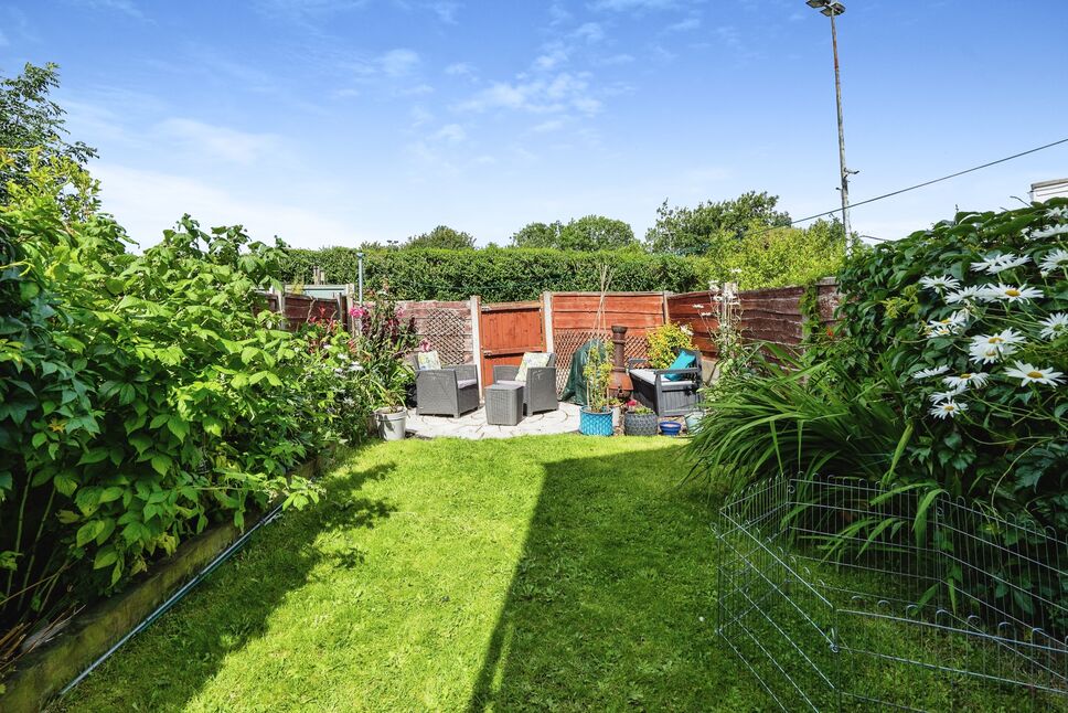 3 bedroom Mid Terrace House for sale, Hazelhurst Road, Worsley, M28 £