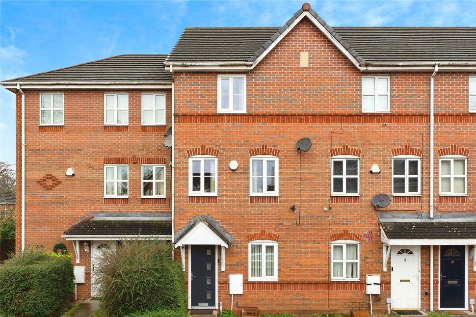 3 bedroom Mid Terrace House for sale, Victoria Lane, Swinton, M27 £