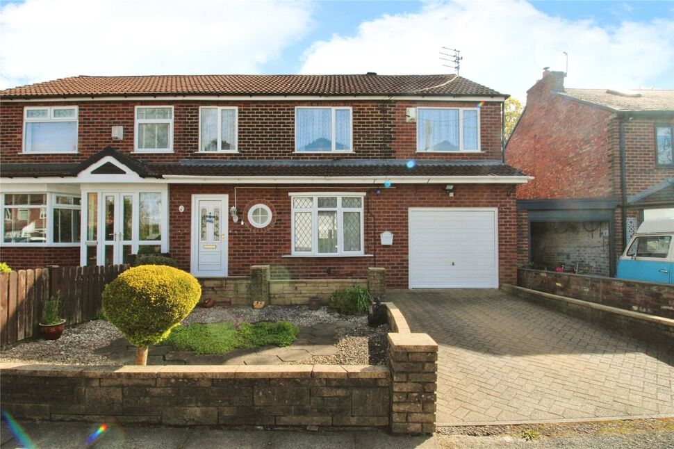 4 bedroom Semi Detached House for sale