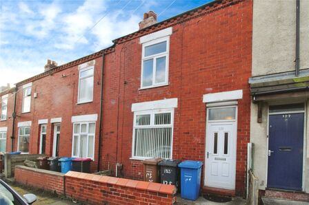 Blantyre Street, 2 bedroom End Terrace House for sale, £165,000