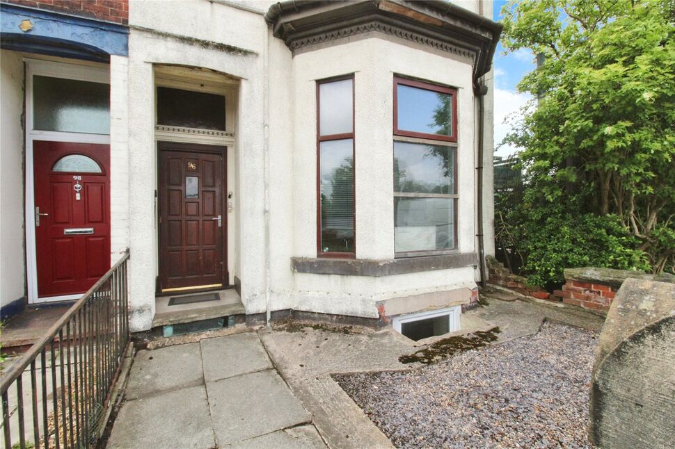 3 bedroom  Flat for sale