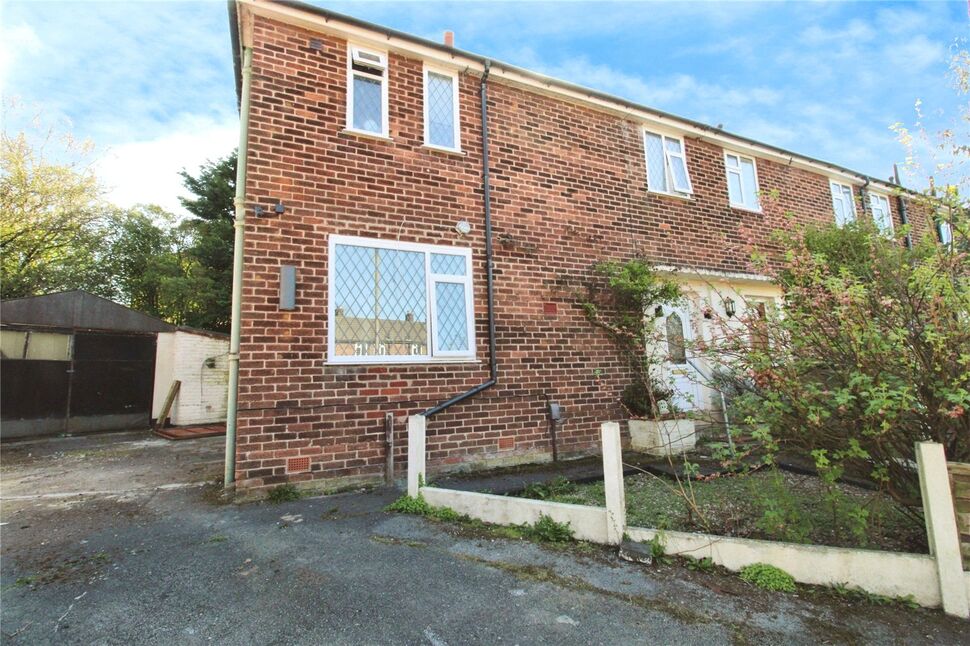 Main image of 3 bedroom End Terrace House to rent, Falcon Crescent, Clifton, Manchester, M27