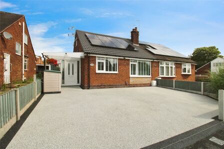 Moss Bank Road, 4 bedroom Semi Detached Bungalow for sale, £315,000