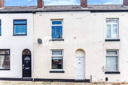 2 bedroom Mid Terrace House to rent