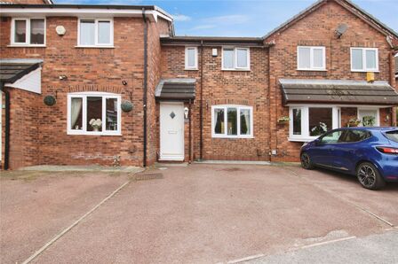 3 bedroom Mid Terrace House for sale