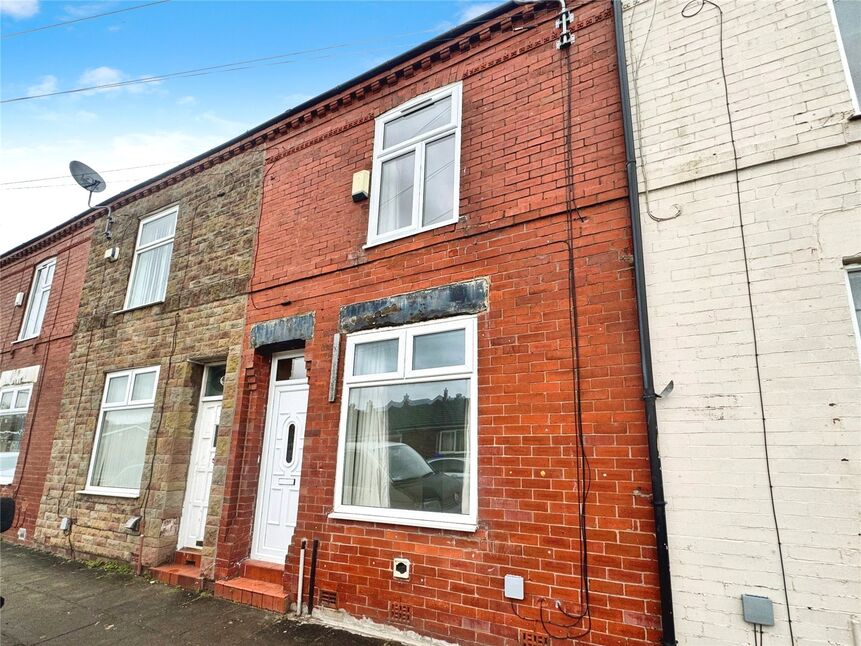 Main image of 3 bedroom Mid Terrace House to rent, Renshaw Street, Eccles, Greater Manchester, M30