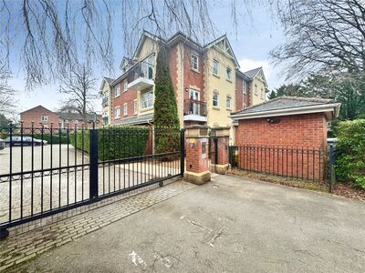 Kings Road, 2 bedroom Flat to rent, &pound;1,500 pcm