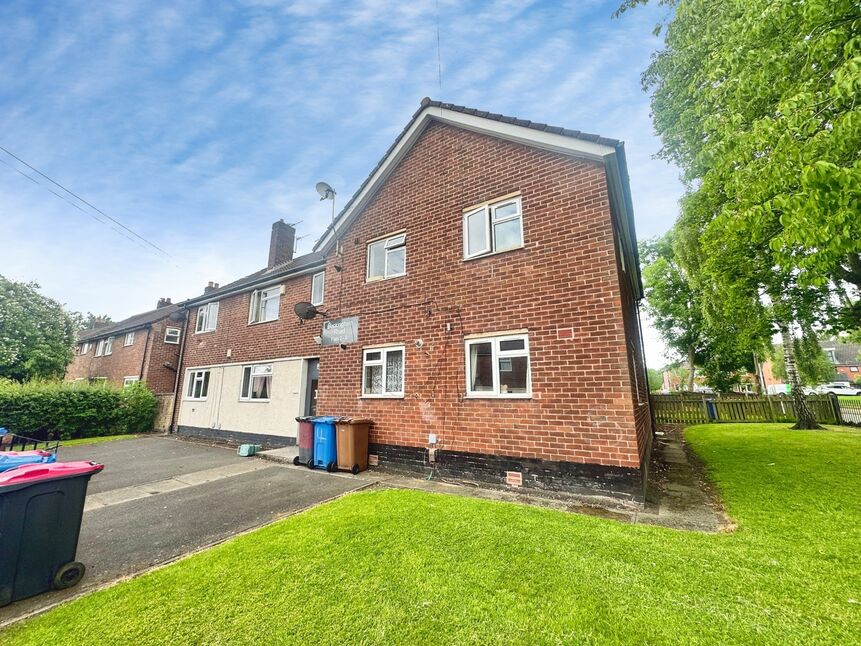 Main image of 2 bedroom Flat to rent, Buckingham Road, Clifton, Manchester, M27