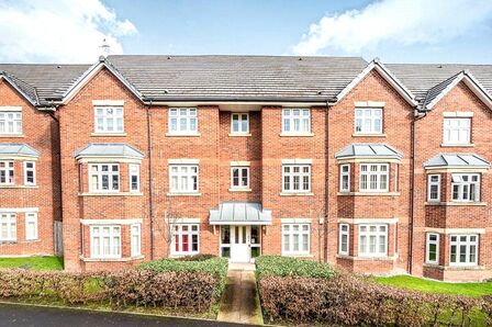 Brattice Drive, 2 bedroom Flat for sale, &pound;125,000