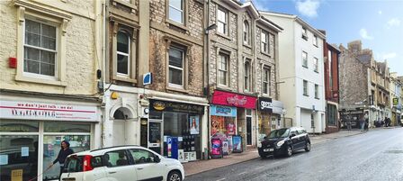 Market Street, 1 bedroom Mid Terrace Property to rent, &pound;455 pcm