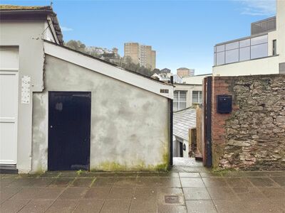 1 bedroom Flat to rent