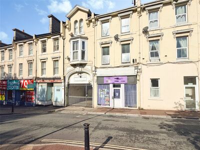 2 bedroom Flat to rent