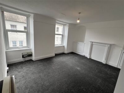 2 bedroom  Flat to rent