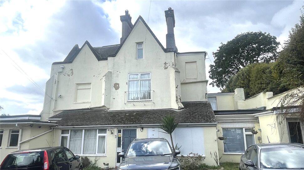 Main image of 1 bedroom  Flat to rent, Ash Hill Road, Torquay, Devon, TQ1