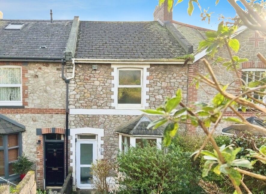 Main image of Mid Terrace House to rent, Dunmere Road, Torquay, Devon, TQ1