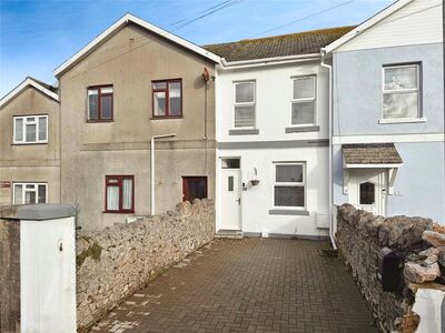 2 bedroom Mid Terrace House for sale