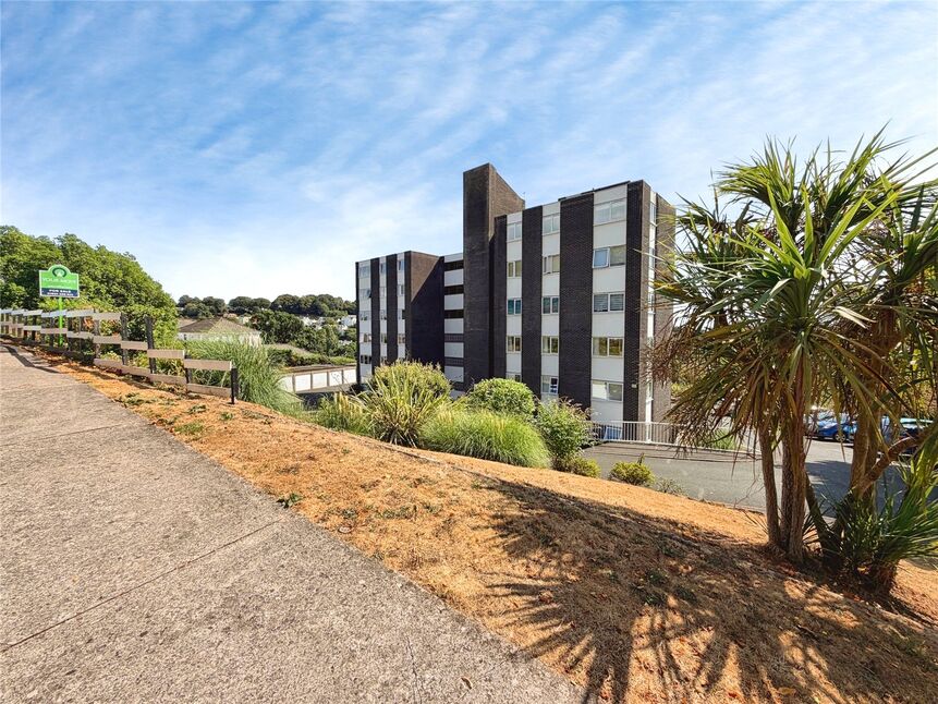 Main image of 2 bedroom Flat for sale, Lower Warberry Road, Torquay, Devon, TQ1