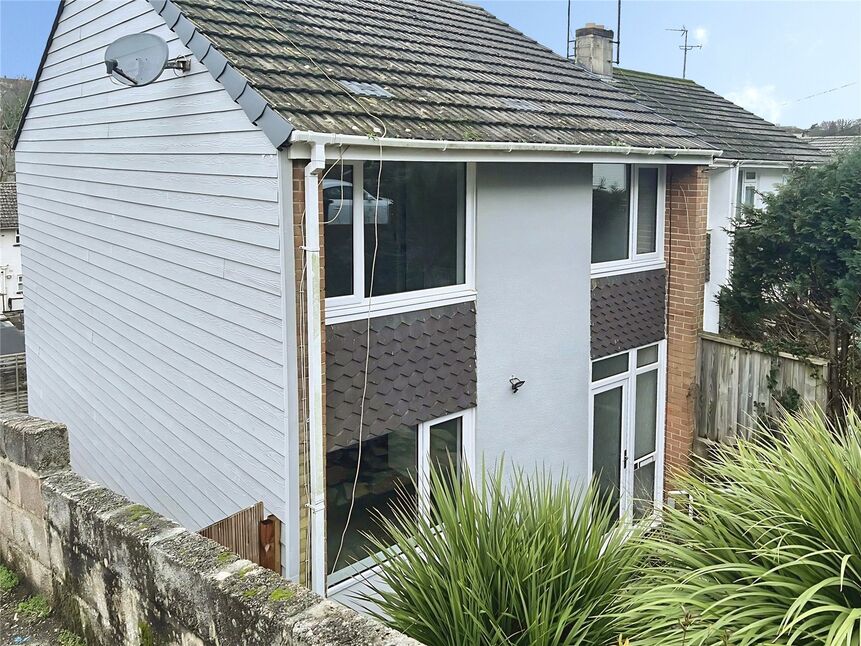 Main image of 3 bedroom End Terrace House to rent, Ben Jonson Close, Torquay, Devon, TQ2