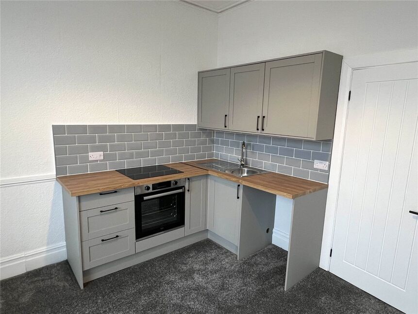 Main image of 1 bedroom Flat to rent, Higher Erith Road, Torquay, Devon, TQ1