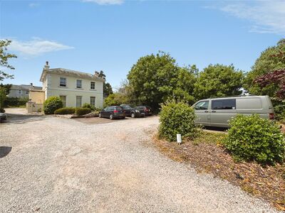 St. Marychurch Road, 1 bedroom Flat to rent, &pound;525 pcm