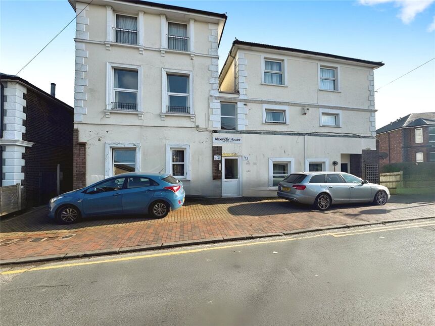 Main image of 1 bedroom  Flat to rent, St. James Road, Tunbridge Wells, Kent, TN1