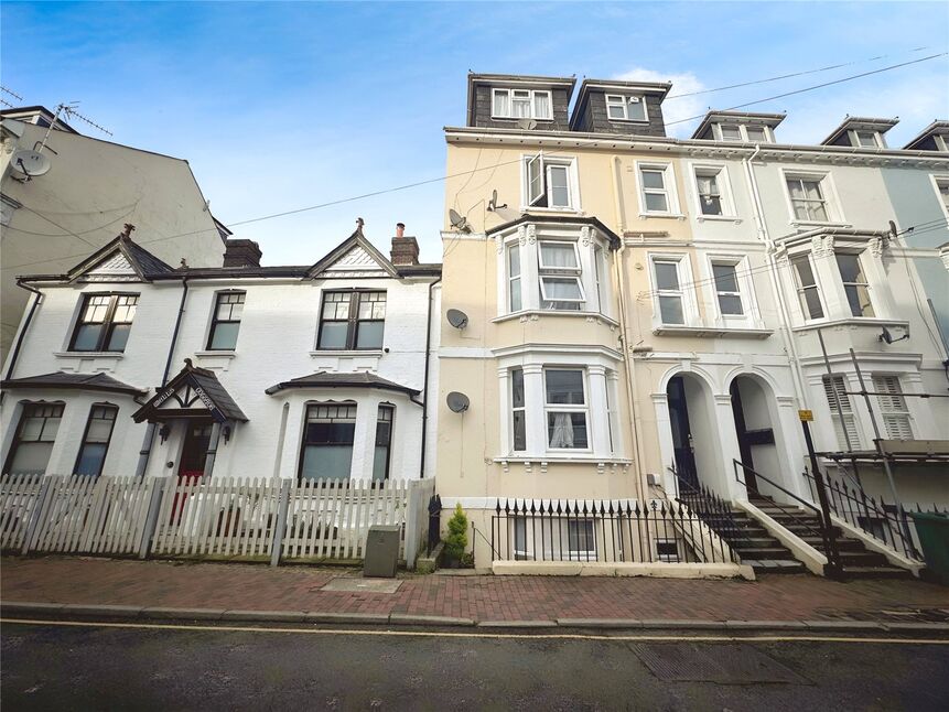 Main image of 1 bedroom Flat to rent, Dudley Road, Tunbridge Wells, Kent, TN1