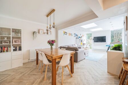 St. Richards Road, 5 bedroom Detached House for sale, £600,000