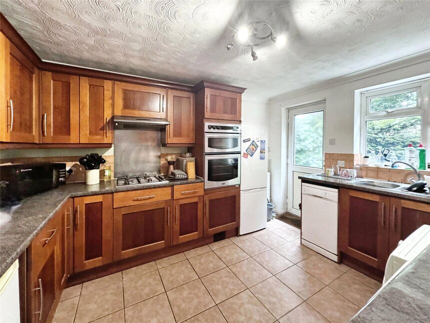 Communal Kitchen