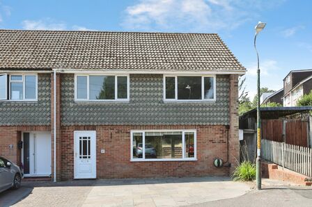 Beagles Wood Road, 4 bedroom Semi Detached House for sale, &pound;525,000