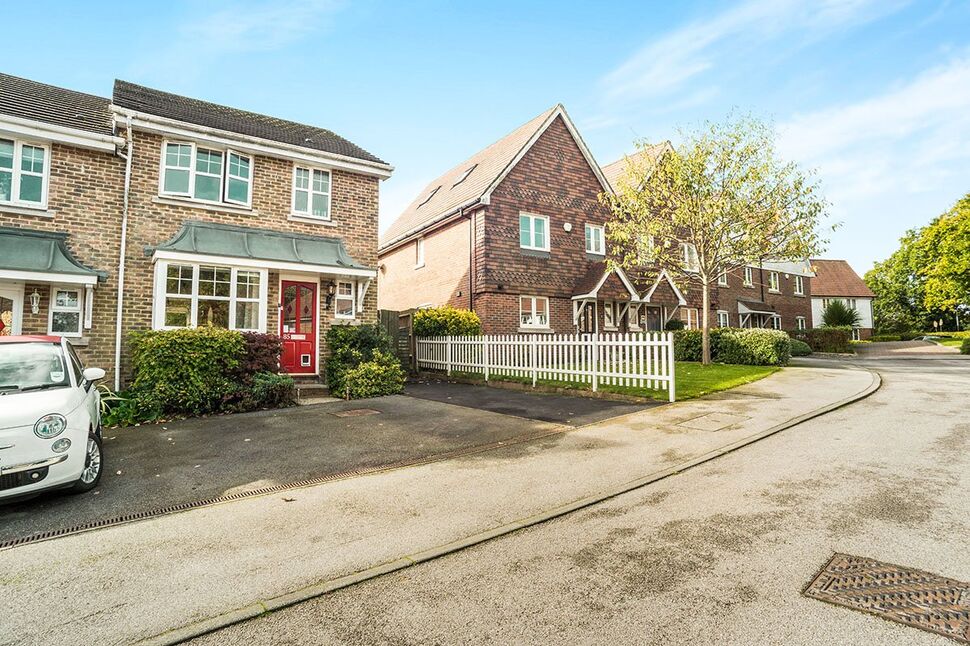 Main image of 3 bedroom Semi Detached House to rent, Pellings Farm Close, Crowborough, East Sussex, TN6