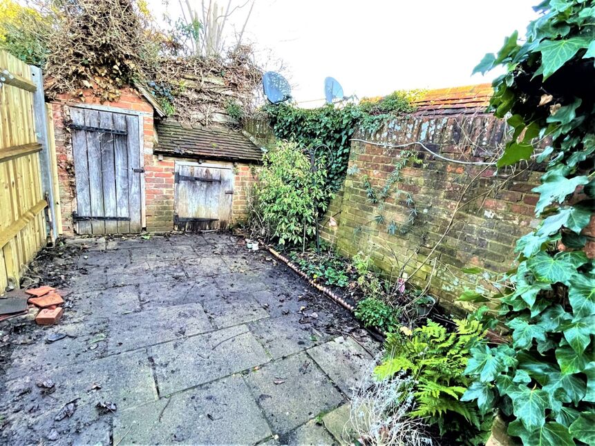 Rear Courtyard Garden