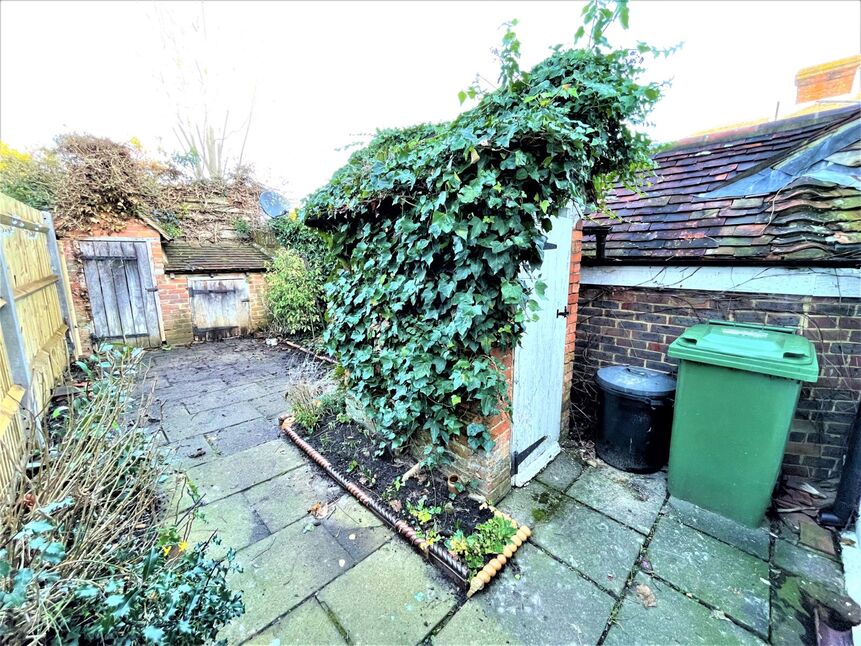 Rear Courtyard Garden