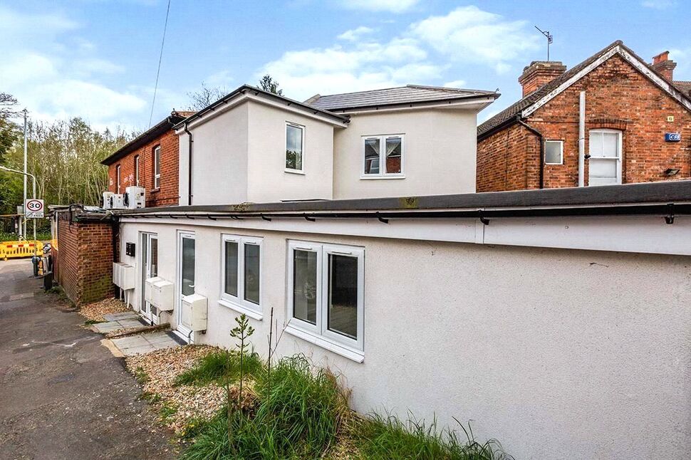 Main image of 1 bedroom Flat to rent, Dynevor Road, Tunbridge Wells, Kent, TN4
