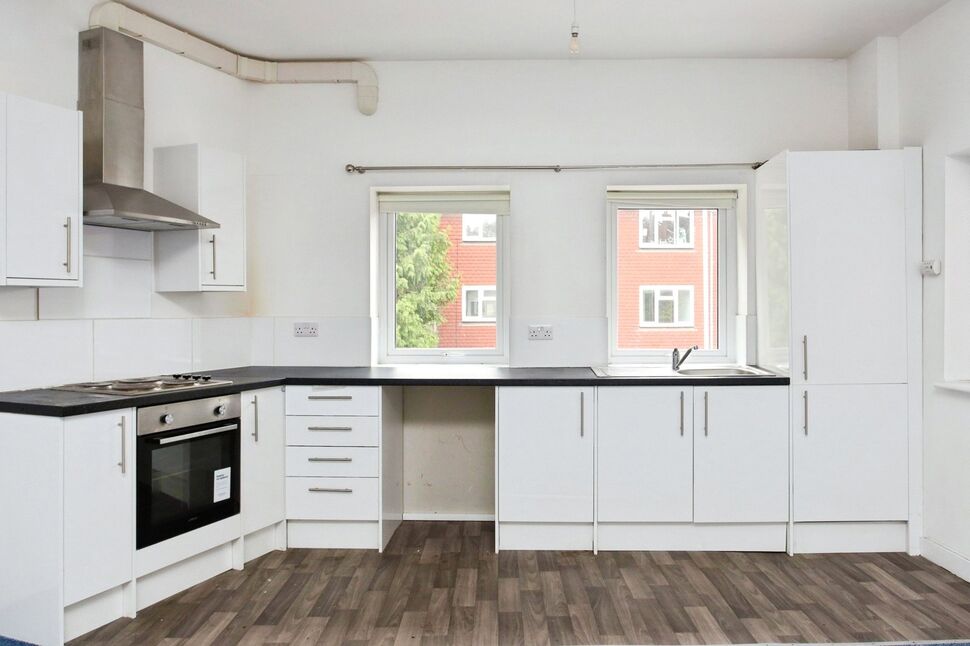 Kitchen / Living Room