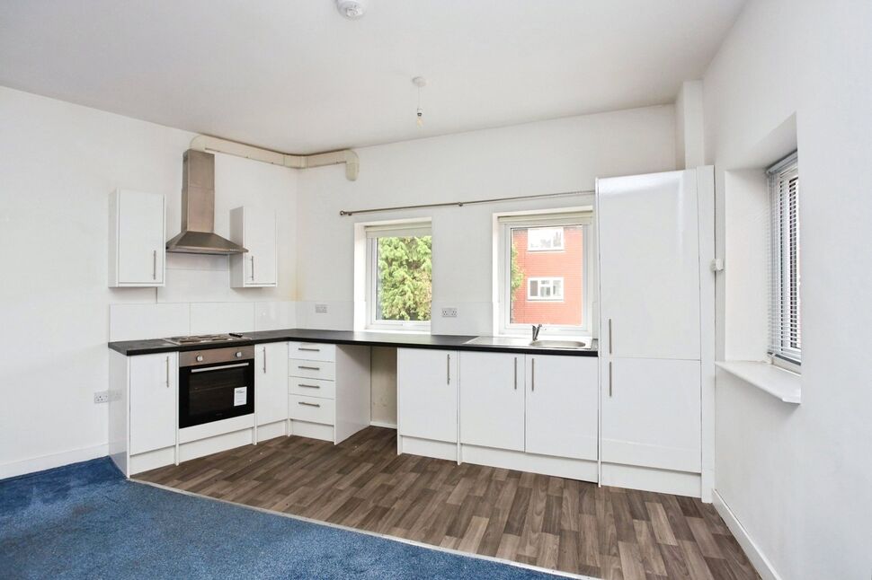 Kitchen / Living Room