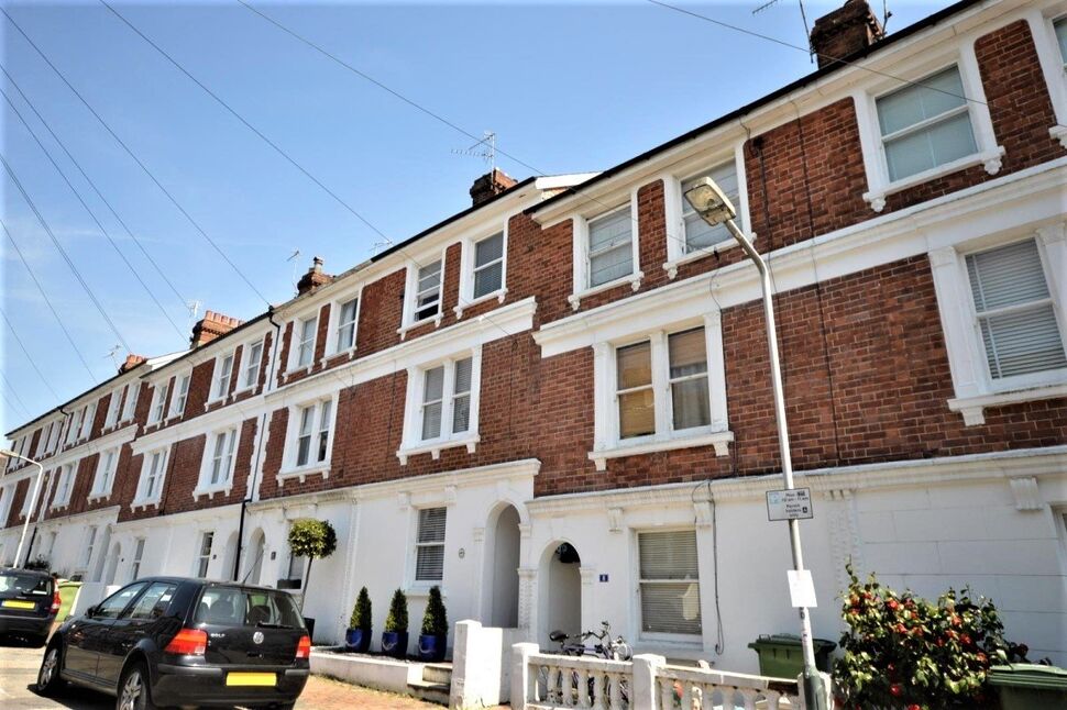 Main image of 3 bedroom Mid Terrace House to rent, Grecian Road, Tunbridge Wells, Kent, TN1
