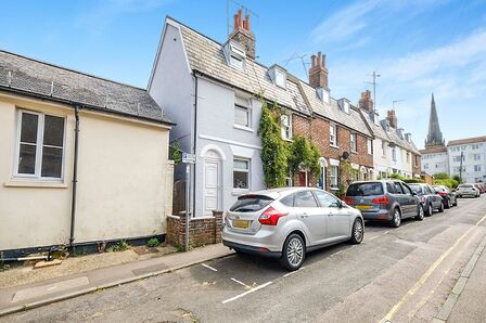 2 bedroom End Terrace House to rent
