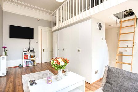  Flat to rent