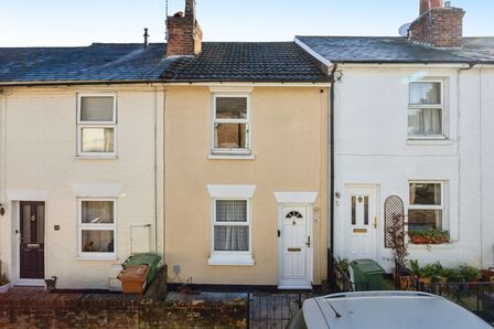 Edward Street, 3 bedroom Mid Terrace House for sale, £300,000