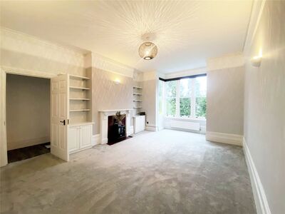 2 bedroom  Flat to rent