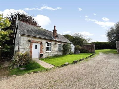 1 bedroom Detached Property to rent