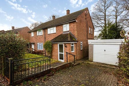 Sherwood Road, 3 bedroom Semi Detached House to rent, &pound;1,850 pcm