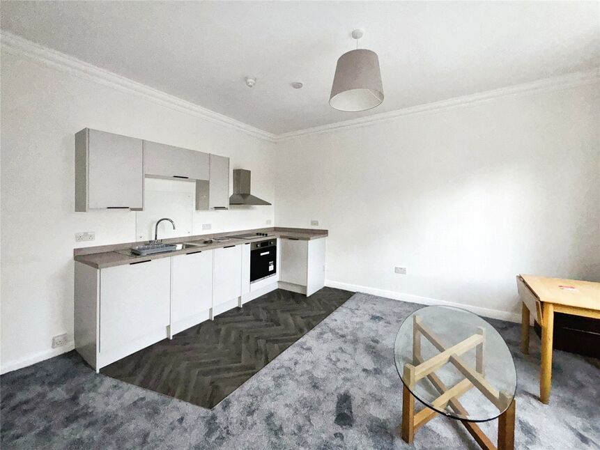 Kitchen / Living Room
