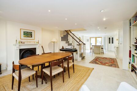 York Road, 4 bedroom Mid Terrace House for sale, £1,150,000