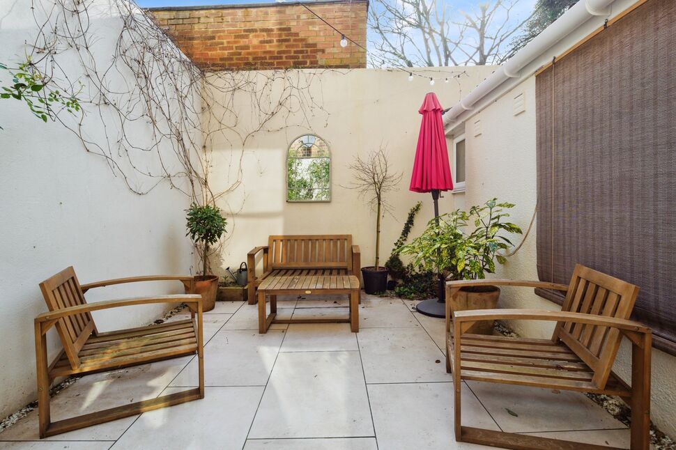 4 bedroom Mid Terrace House for sale, York Road, Tunbridge Wells, TN1