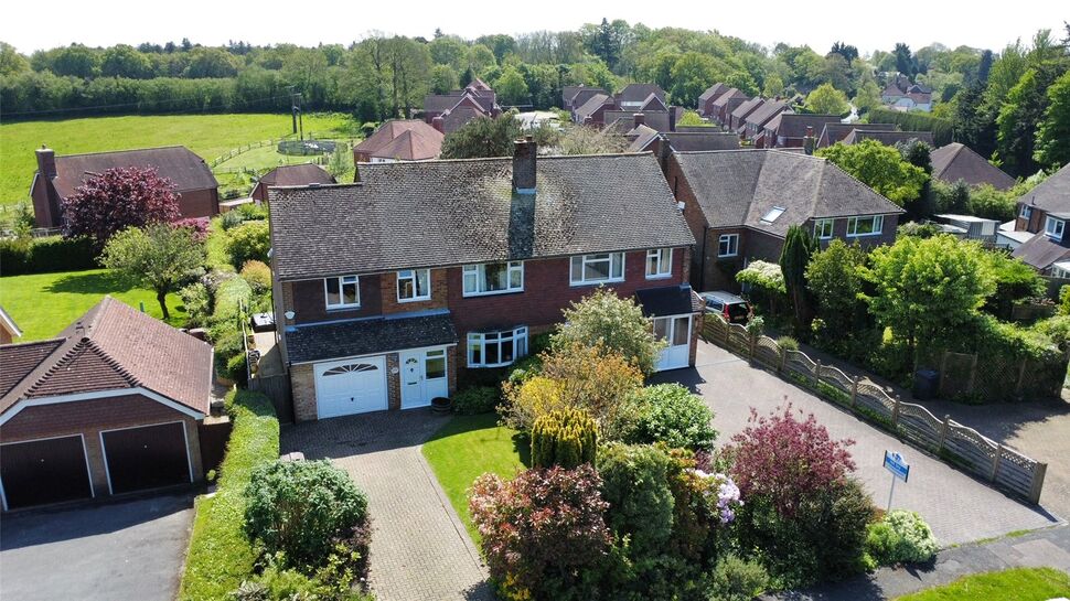 3 bedroom Semi Detached House for sale, Stone Cross Road, Wadhurst, TN5