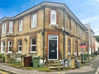 Goods Station Road,  Flat for sale, £110,000