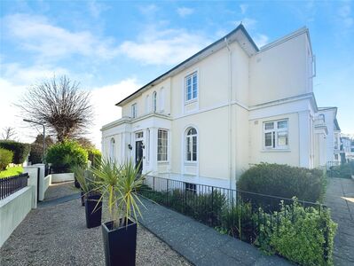 1 bedroom  Flat for sale